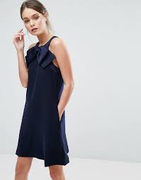 Robe longue bleu pour mariage robe pour mariage bleu marine. Quelles Chaussures Porter Avec Une Robe Bleue A Un Mariage Tendances De Mode