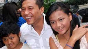Apalagi sejak kecil kakak dari azriel ini juga memiliki paras yang menggemasan. Potret Aurel Hermansyah Dari Masa Ke Masa News Entertainment Fimela Com