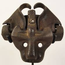 These designs of the black gate latches include unique hammer marks that gives them a hand forged, rustic. Pin On Vintage Antique