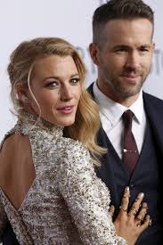The rough night actress was the private one, hence there are very few photos of the couple. Blake Lively And Ryan Reynolds Fighting Over Scarlett Johansson