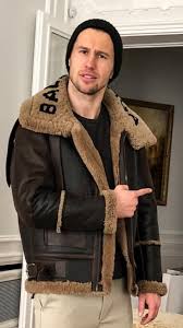 Latest on lokomotiv moscow midfielder grzegorz krychowiak including news, stats, videos, highlights and more on espn. Kozuch Plaszcz Futro Skora Lewandowski Krychowiak 7272695616 Oficjalne Archiwum Allegro