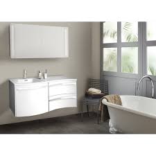 Un meuble lavabo muni de la finition en blanc brillant est mise en valeur par un bandeau lumineux avec prise et interrupteur. Meuble Salle De Bain Blanc Avec Vasque Blanche A Suspendre 120 Cm Poly