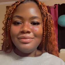 I want to add my 2016 existence too ✨ the year I was trying real hard to  get comfortable in front of a camera 🫢 22 year old Marisa living & creating