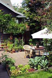 Terrasse Mit Gartenbeet Tolle Kombination Www Ericclassen De Gartengestaltung Garten Landschaftsbau Garten