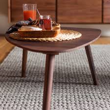 E' amoeba coffee table disegnato da jens risom e prodotto da knoll un pezzo di storia del design ancora oggi in risom amoeba table è proposto da knoll anche nella versione per bambini. Article On Twitter Snack Time Is All The Time With The Amoeba Walnut Table Https T Co Goh7qdtewk Https T Co Jxrmmigm01