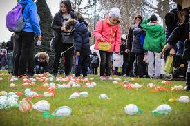 Une annonce officielle devrait être. Chasse Aux Oeufs Sous La Tour Eiffel Federation Des Hauts De Seine