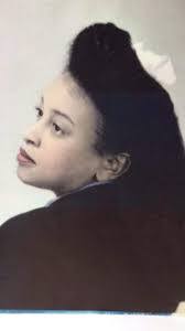 Fran Powell's Instagram, Twitter & Facebook