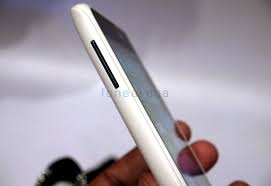 Celkon Win 400 Hands On and Photo Gallery