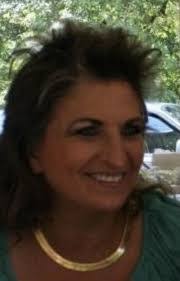 Shari Watts's Instagram, Twitter & Facebook