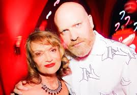 Marie France : "Moins espiègle, moins chipie, plus femme fatale"