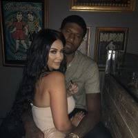 We would like to show you a description here but the site won't allow us. Fabwags Com