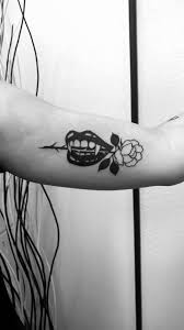 Black And White Kiss Tattoo Pin On Tattoos