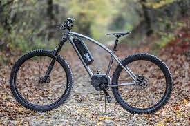 An ebike is an easy mode of transportation for work or for recreational activity. Neuer E Bike Antrieb Mit 130 Nm Revolutioniert Valeo Den Mittelmotor