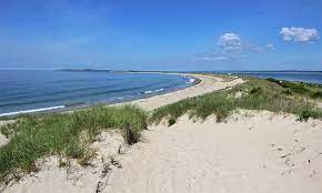 It becomes forested west of the bay. 15 Top Rated Beaches In Rhode Island Planetware
