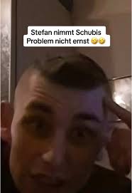 HAHAHAHA nennt mir ein lustigeres Duo als die beiden 🤣🤣🤣  #benjaminschubert #stefan #fy #gzuz #trending #goviral #livestream #fürdich  #benjamin (Tiktok ich distanziere mich von mobbing! Alles nur ...