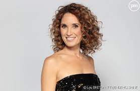 La journaliste de 45 ans a posté une photo d'elle en tenue de yoga et faisant le grand écart ! L Annee Medias 2019 Vue Par Marie Sophie Lacarrau Puremedias