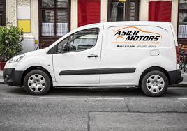 Rotulacion De Logotipo En 2020 Rotulacion Disenos De Vinilo Vinilo Adhesivo