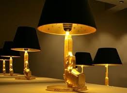 Untuk menghasilkan cahaya lampu jenis ini memanfaatkan gas neon dan lapisan dari flourescent saat dialiri listrik, hal ini membuat lampu ini mebutuhkan sedikit waktu untuk membuatnya bercahaya sempurna. Macam Macam Jenis Lampu Artikel Online Jagad Id