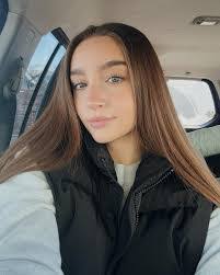 Audrey Sebring's Instagram, Twitter & Facebook