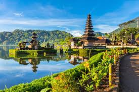 Pura ulun danu bratan, a temple on the lake, bali. Ulun Danu Beratan Temple In Bali Bali S Iconic Lake Temple Go Guides