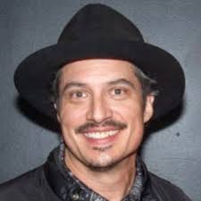 Ich werde Kompromisse eingehen und es den Xitter nennen