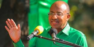 Mgombea mwenza wa ccm, samia suluhu hassan amesema wapo wagombea wanaosema walivunjwa miguu amesema. Samia Drums Up Support For Mwinyi Tanzania