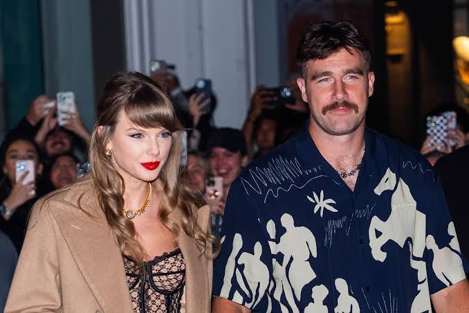 Taylor Swift planning to stay in Kansas City despite Travis Kelce mansion  break-in as couple's Christmas plans revealed