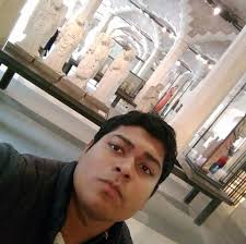 Mtro. Erasmo Velázquez Cigarroa