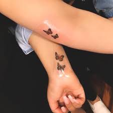 A list of best friend tattoos to honor the friendship with your soul sister. 72 Creative Matching Best Friend Tattoos That Are Super Cute Ecemella