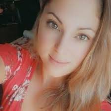 Megan Arlt's Instagram, Twitter & Facebook