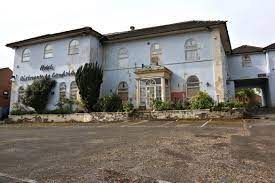 Ramsay S Kitchen Nightmares La Gondola Closed Kitchen Nightmares Ramsay Nightmare
