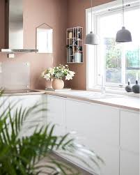 Det er dumt å male alle veggene i en farge som viser seg å være helt feil. Hjelp Meg A Velge Farge Til Kjokkenveggene Hus Og Hage Kvinneguiden Forum