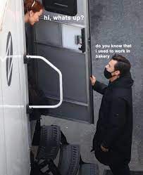 For a second i thought harry styles was dating olivia colman and i was like holy fuck. I Can Hear Him Say That Harry Styles Memes Harry Styles Photos One Direction Memes