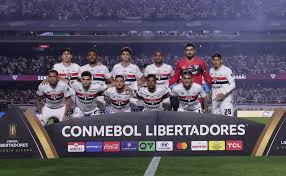 ¡A Remontar! São Paulo vs LDU: Final Anticipada y Millones en Juego - Imagen principal del artículo