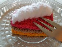 Wij bieden deze hema houten tompouce aan via hema. Judy S Dutch Corner Hema Tompouce Haken