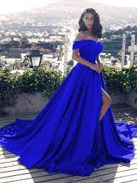 Je veux trouver une belle robe pour une soirée ou élégante pas cher ici robe bal de promo bleu. 8 Idees De Robes De Bal Bleu Royal Robes De Bal Bleu Royal Robe De Bal Bal