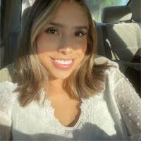 Yanina Mendoza's Instagram, Twitter & Facebook