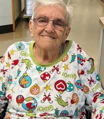 Kimberly Samora's Instagram, Twitter & Facebook