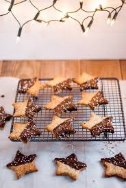 Recettes De Biscuits De Noel Biscuit De Noel Sables De Noel Noel Cuisine