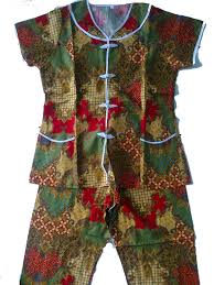 Jual baju anak perempuan kaos anak laki umur 1 tahun 4 tahun size xs s kab bandung toko baju anak online tokopedia. Top Info 42 Baju Tidur Batik Alvin