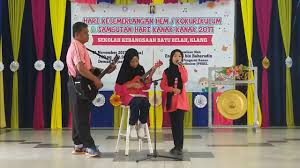 Maybe you would like to learn more about one of these? Wani Adlina Cikgu Ashaari Flashlight Hari Kanak Kanak Skbb 2017 Youtube