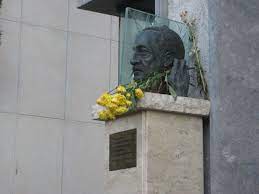 Paolo borsellino on wn network delivers the latest videos and editable pages for news & events, including entertainment, music, sports, science and more, sign up and share your playlists. Tomba Di Paolo Borsellino Cimitero Di Santa Maria Dei Rotoli A Palermo Palermo Santa Maria Cimitero