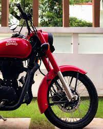 Pin By Janet On Royalenfield Clicks Bullet Bike Royal Enfield Royal Enfield Classic 350cc Royal Enfield Bullet