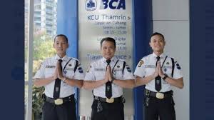 Siti fatimah/soal ujian mandiri lengkap dengan kunci jawabannya. Satpam Bca Jadi Trending Topik Twitter Bukan Sekedar Pengamanan Tapi Juga Berfungsi Sebagai Pelayan Pos Kupang