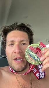 Edwin Minera's Instagram, Twitter & Facebook