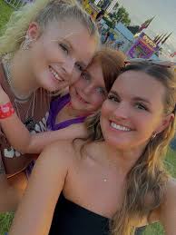 Haley Barger (@_happilyhaley) • Instagram photos and videos