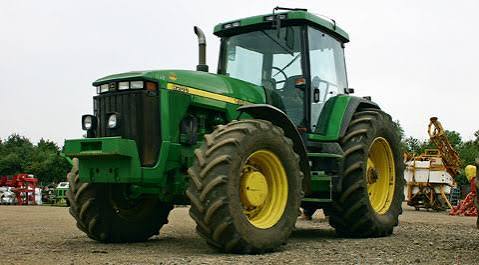 John Deere 8200 Tractor