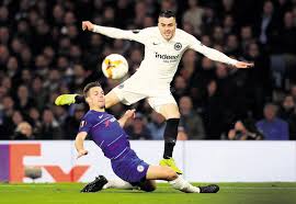 Filip kostic ist zur stelle und schiebt zum 1:1 ein! Frankfurt Zahlt Ablose So Viel Kohle Bekommt Der Hsv Fur Kostic Mopo De