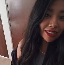 Tr4gando todo el día 😶