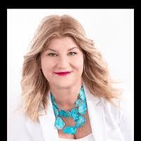 Sandra Walmsley's Instagram, Twitter & Facebook